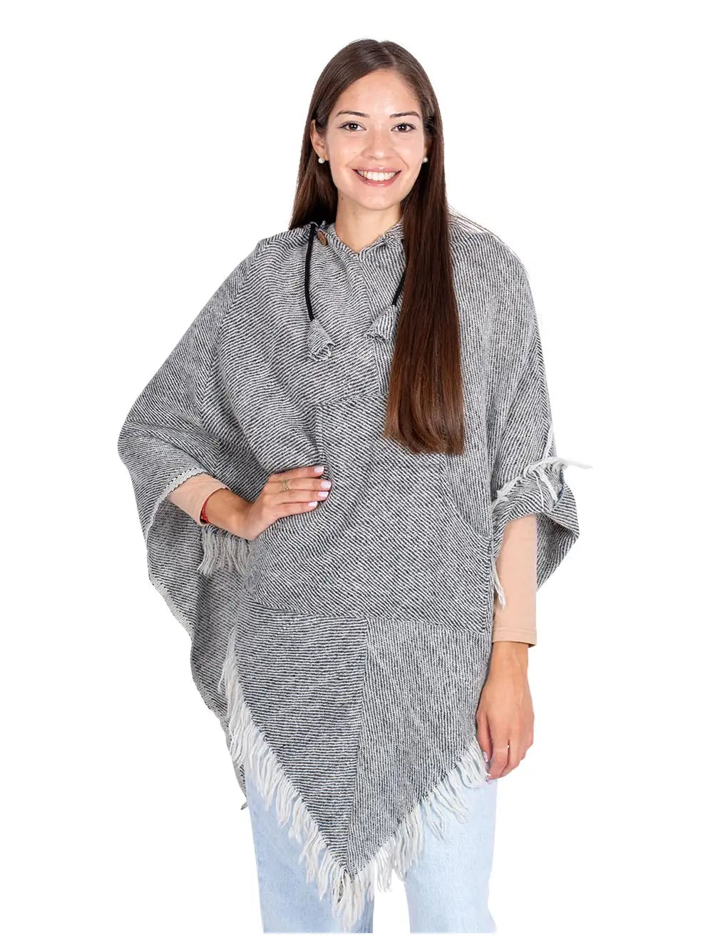 Sivi boho pončo s kapuljačom i drvenim gumbom